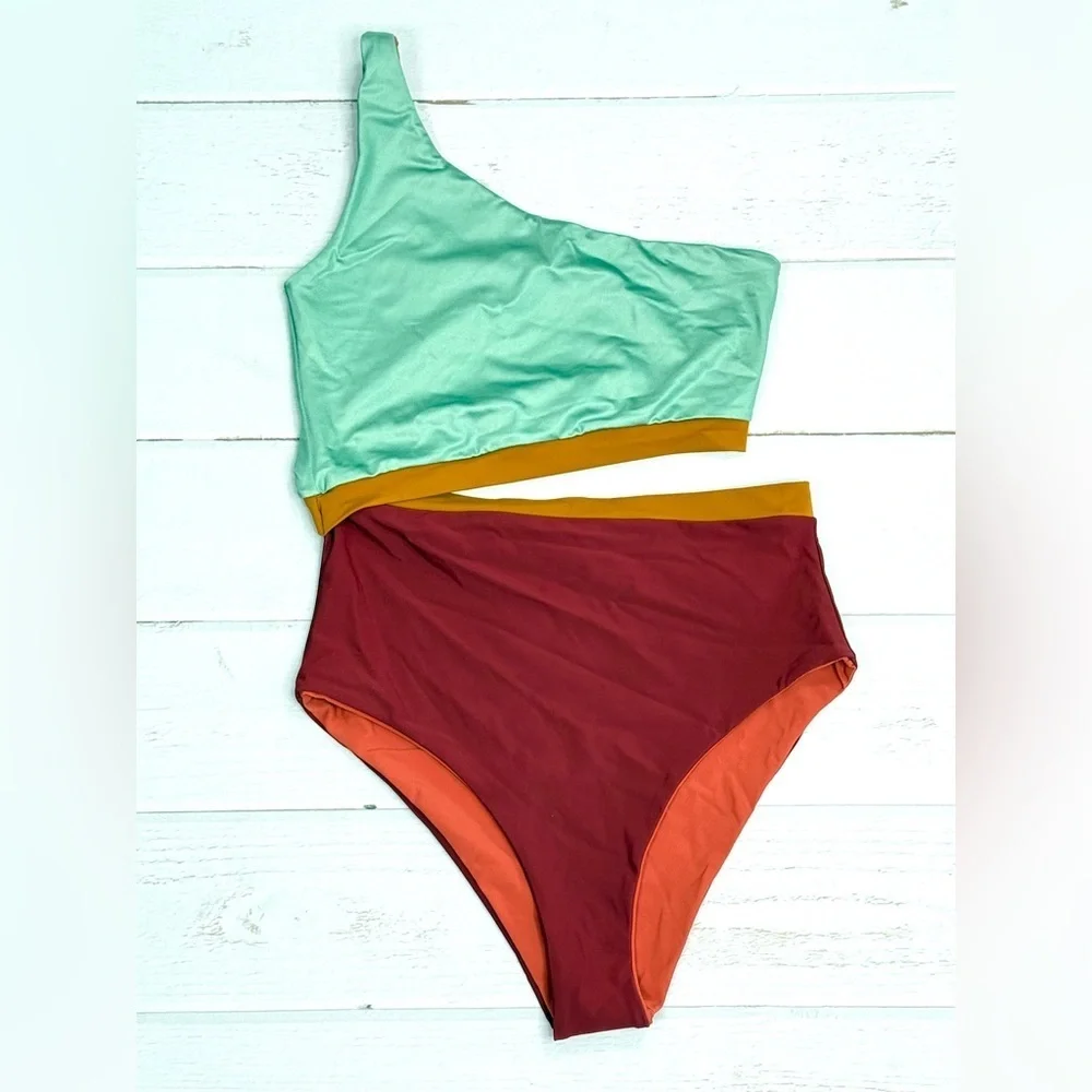JUAN DE DIOS Galapago Reversible One Piece Swimsuit Size Large / US 8